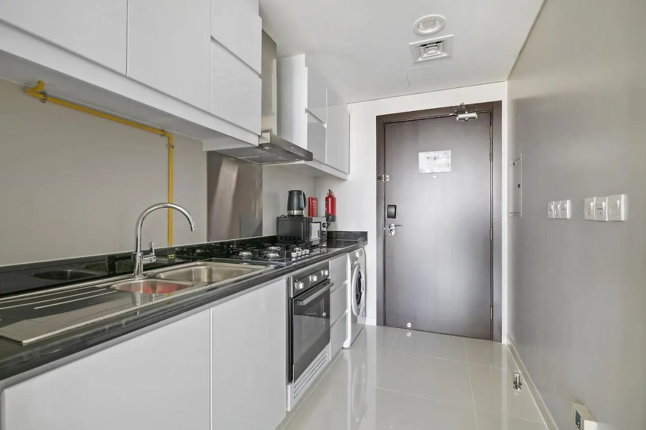 Vayk - Chic Hotel-Style Studio In Damac Hills Dubai United Arab Emirates
